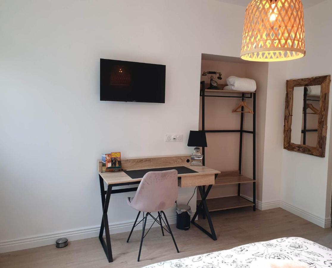 Chez Cerise Bed and Breakfast Tournay Εξωτερικό φωτογραφία